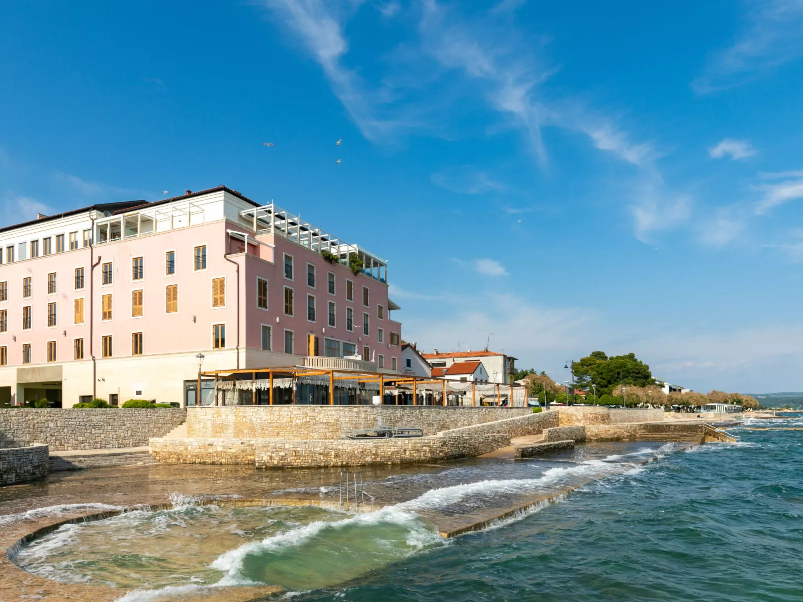 Aparthotel Rotonda Inn-Buiten