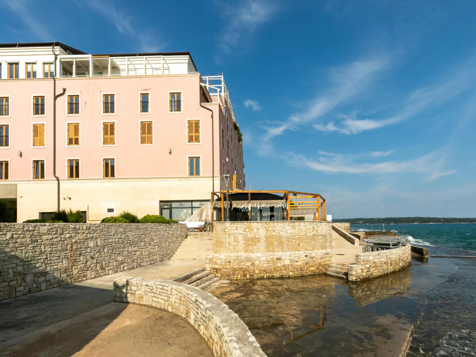 Aparthotel Rotonda Inn-Buiten