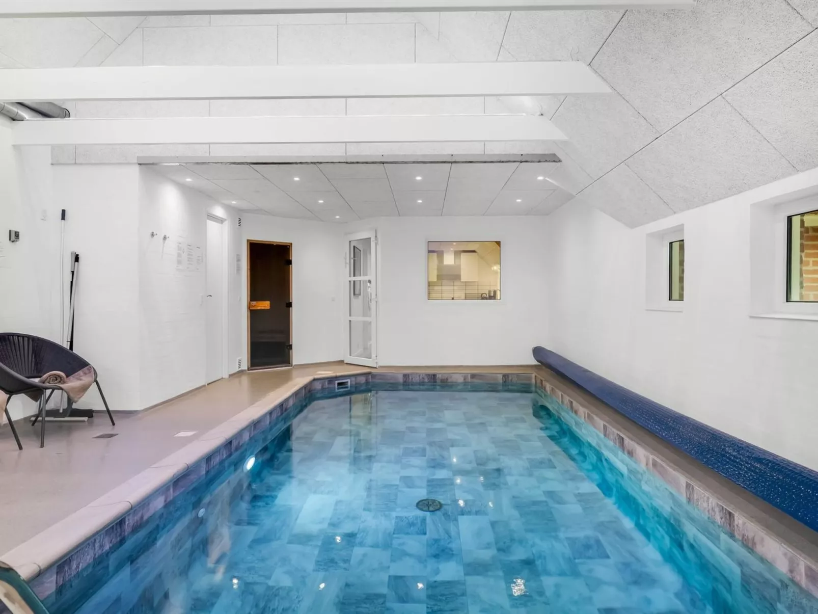 "Aivars" -  from the sea-Buiten