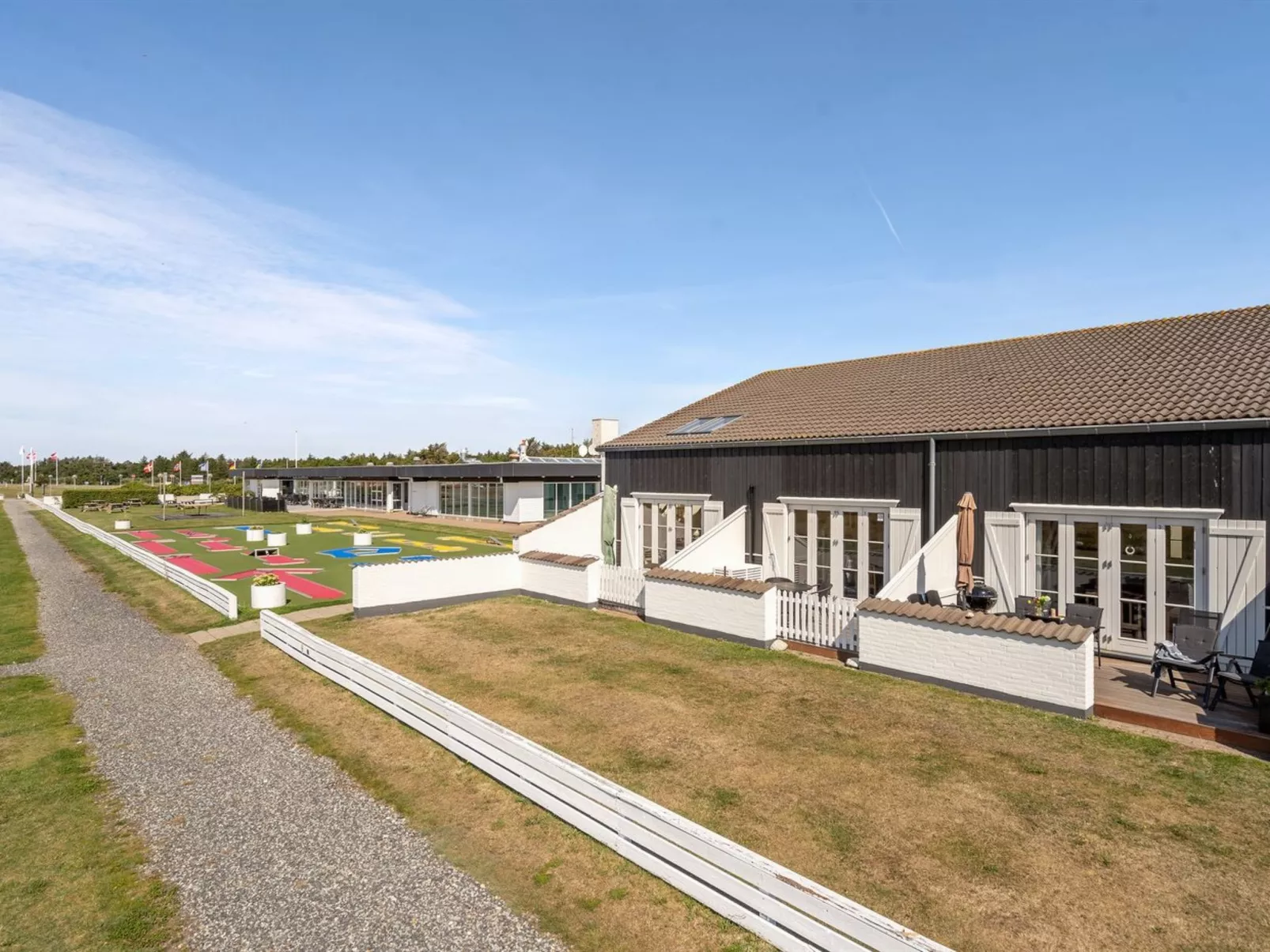 "Idunn" - 100m to the fjord-Buiten