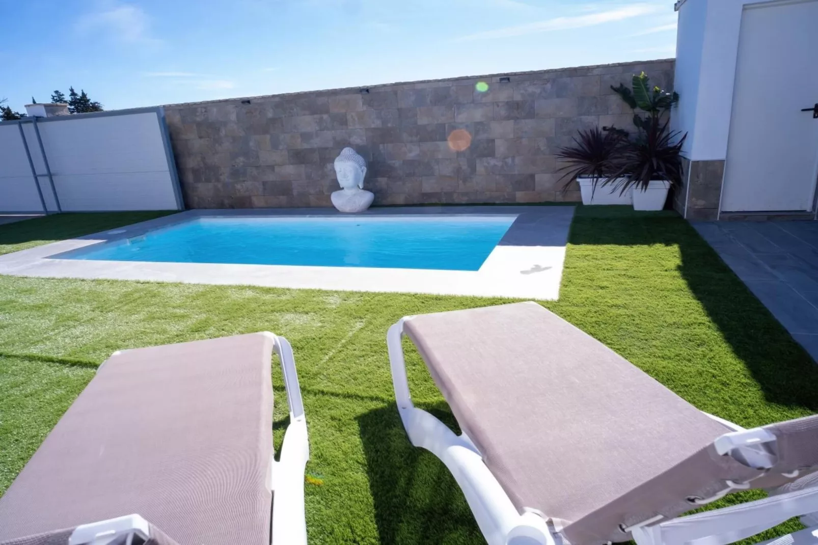 4676-+34696547830-Zwembad