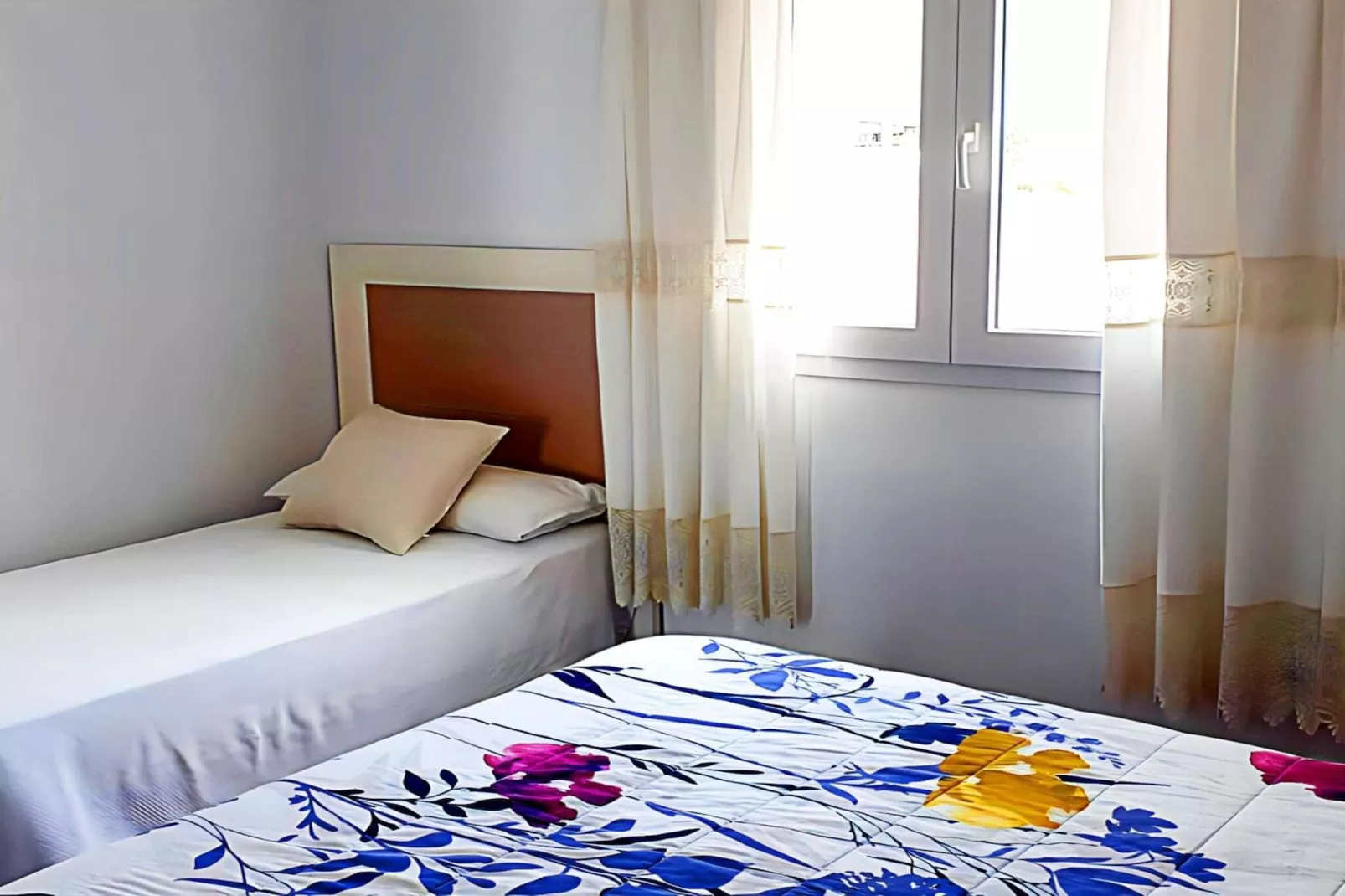 4979-+34636021638-Slaapkamer