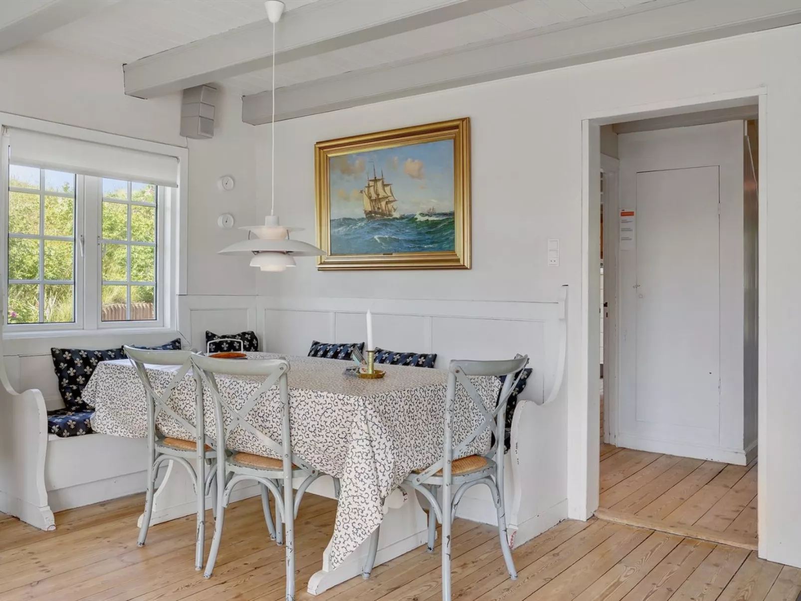 "Mattias" - 100m from the sea-Binnen