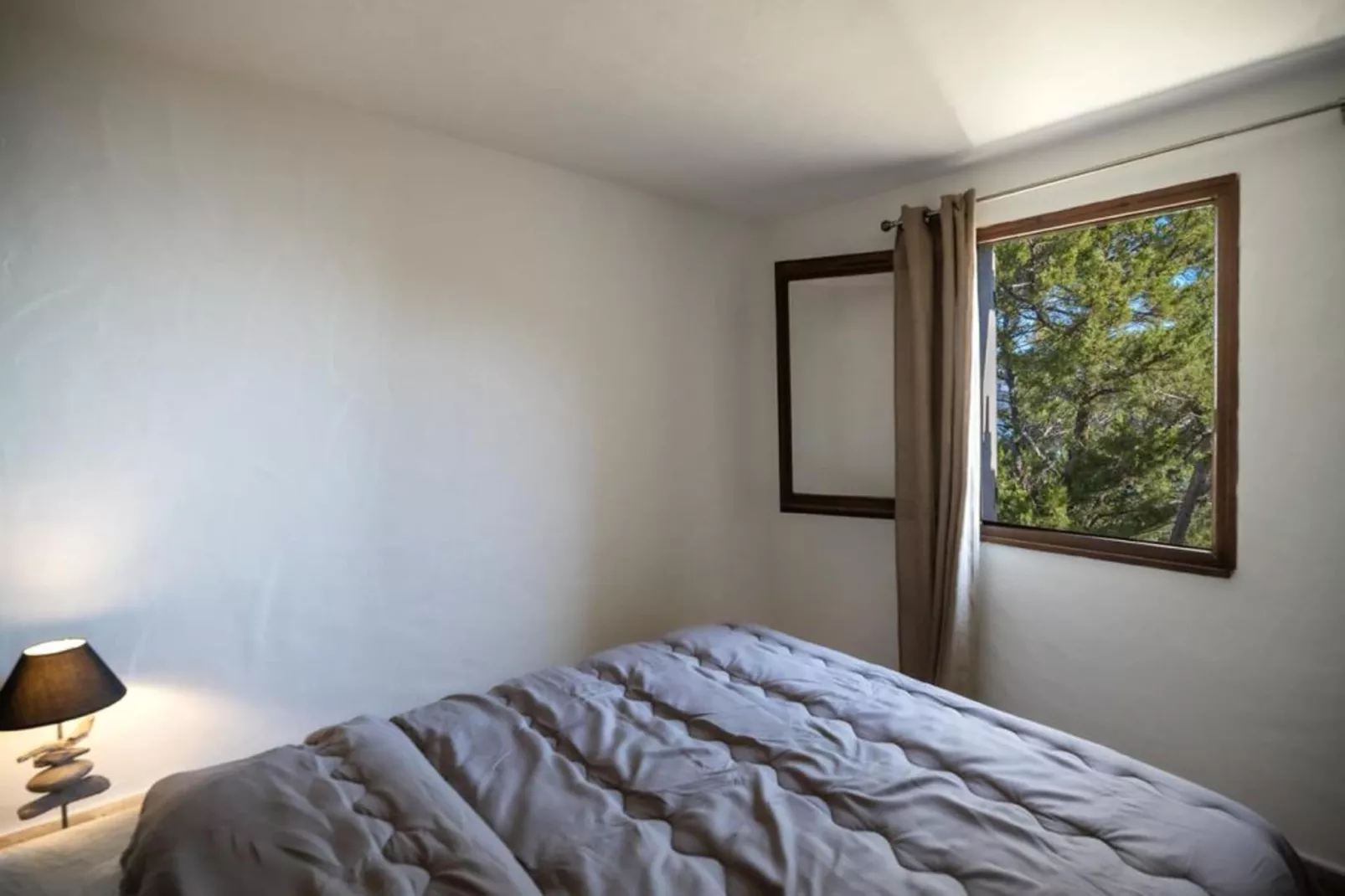 Villa T4 duplex à la location sur Porto-Vecchio-Slaapkamer