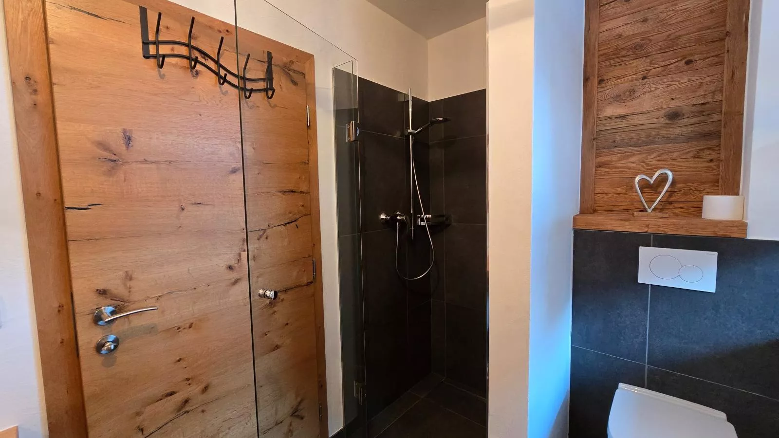 Tauernapart I und II-Badkamer