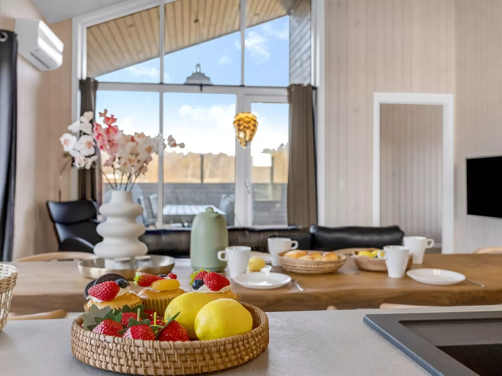 "Thorin" - 1.2km from the sea-Binnen