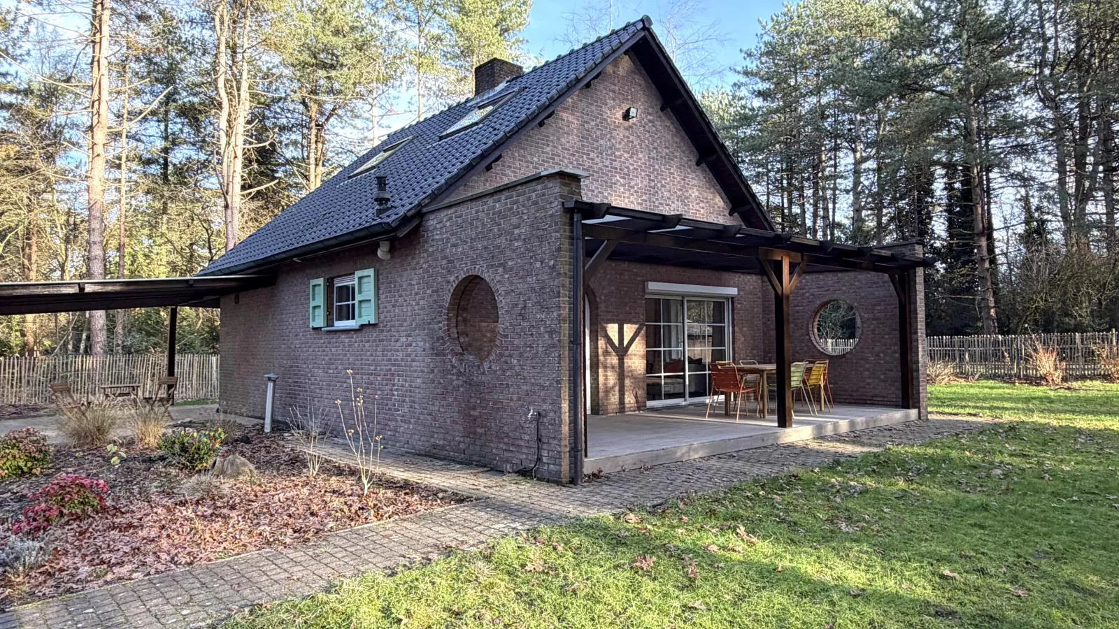 Lierelodge-Buitenkant zomer