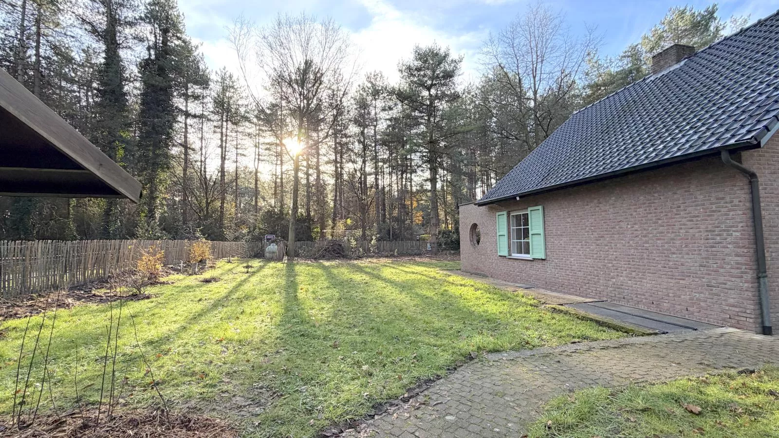 Lierelodge-Buitenkant zomer