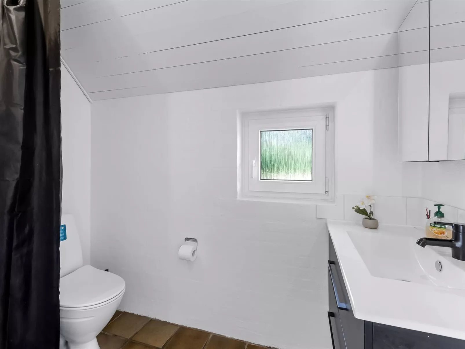 "Sondra" -  from the sea-Binnen