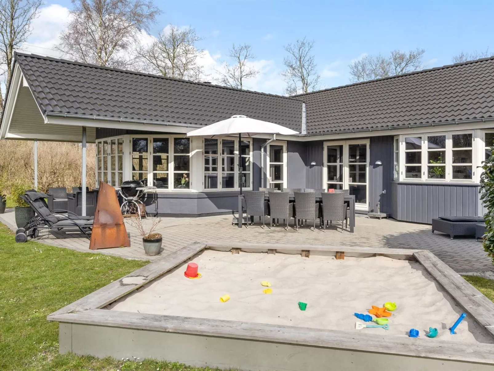 "Esben" - 11km from the sea-Buiten