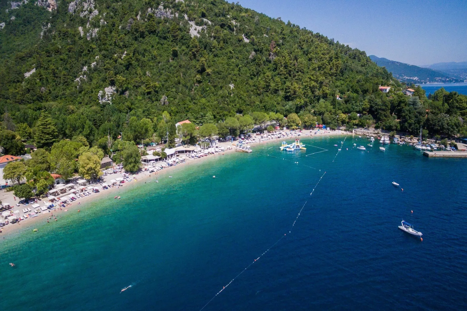 Aqua Maris Lovran - Two Bedroom Apartment with Balcony and Sea view-Sfeer