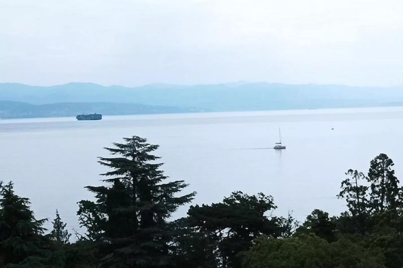 Aqua Maris Lovran - Two Bedroom Apartment with Balcony and Sea view-Uitzicht