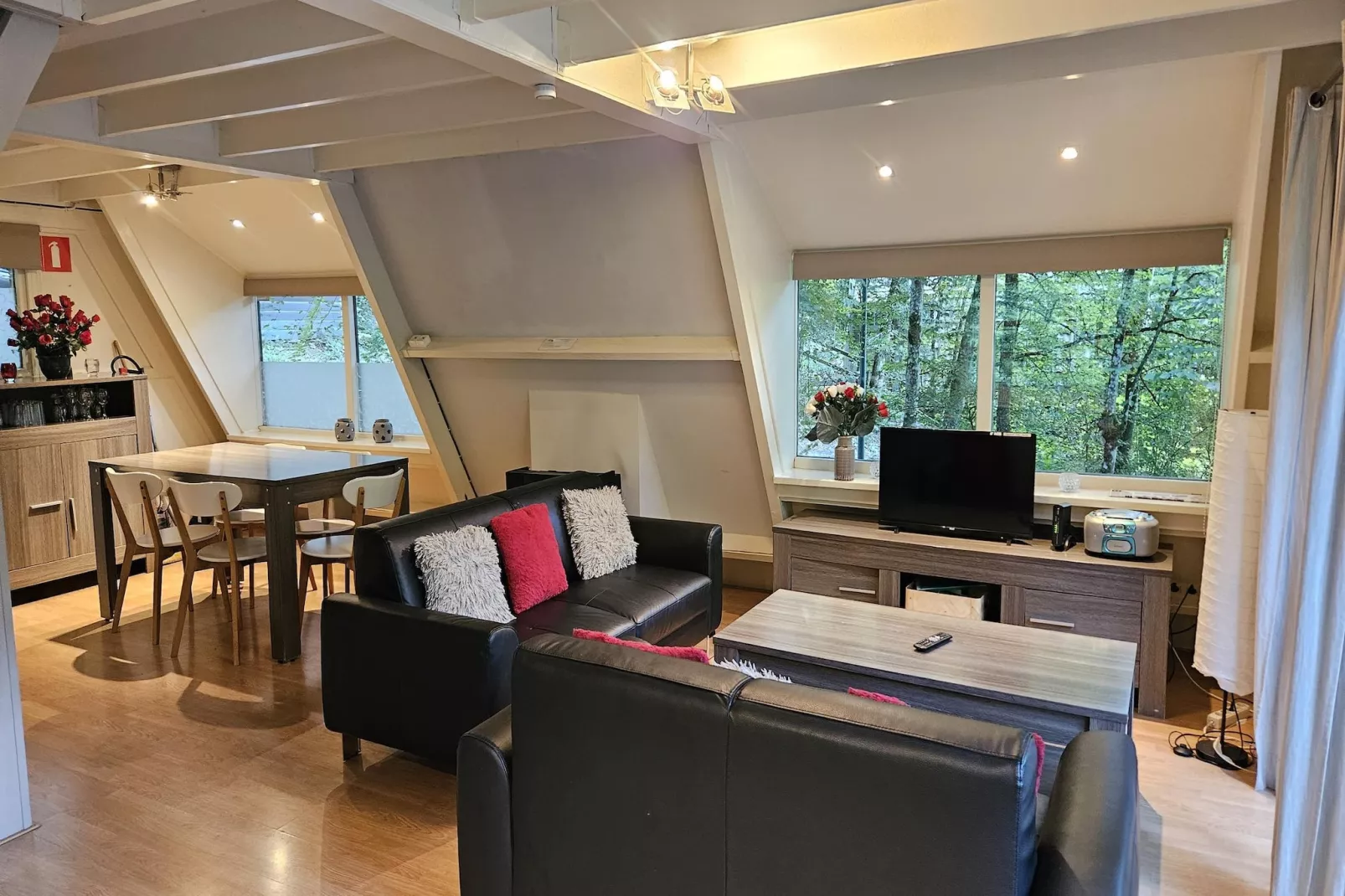 Chalet no 125-Woonkamer