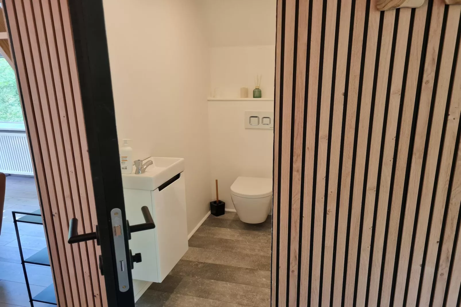 Chalet no 72-Badkamer