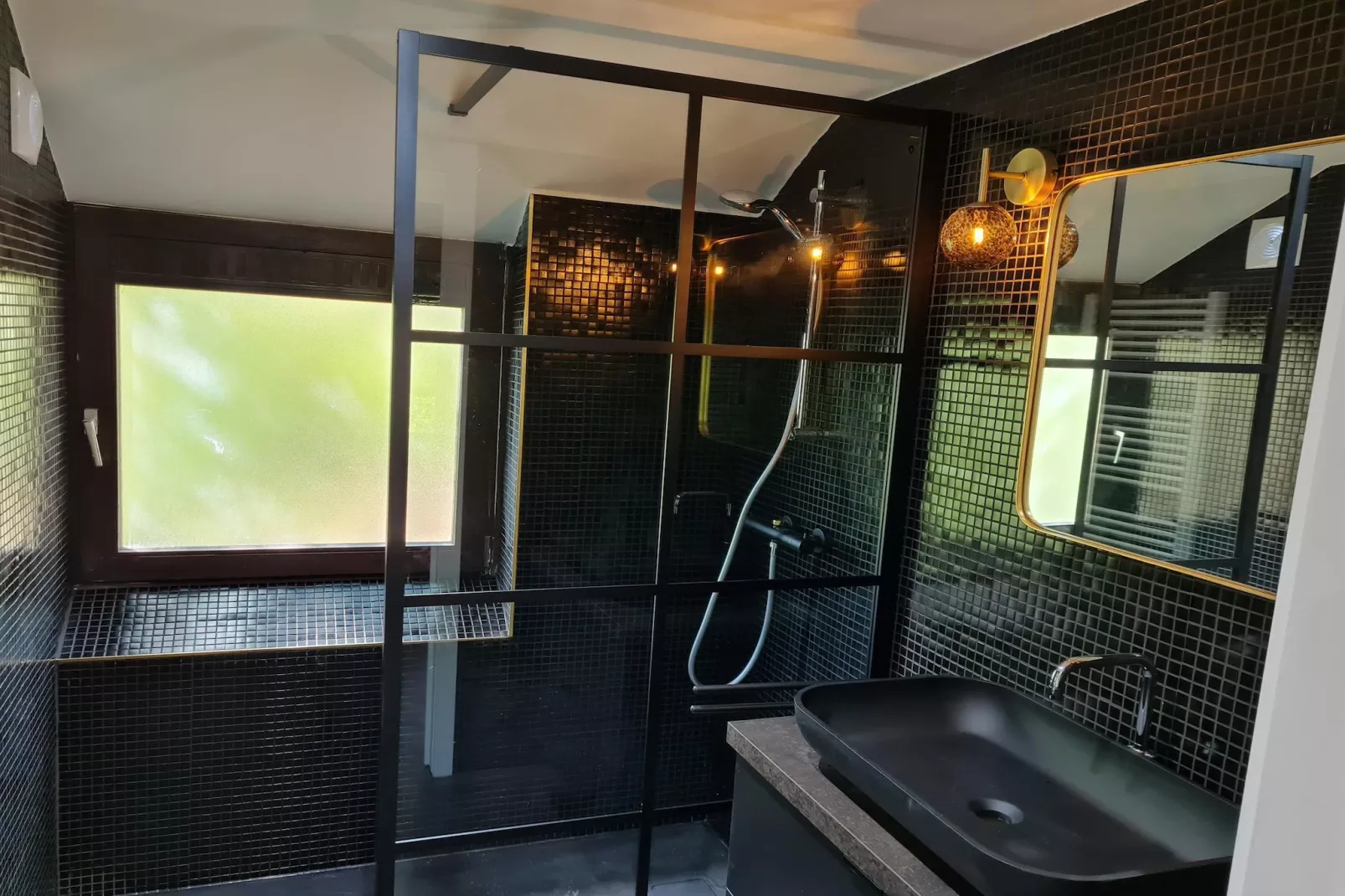 Chalet no 80-Badkamer