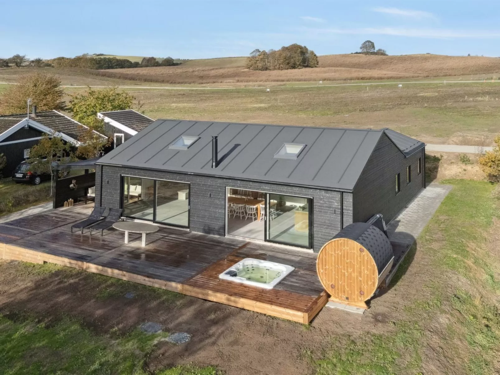 "Antomine" - 150m from the sea