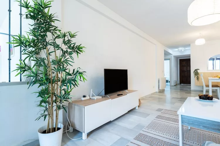 CT 286 - Faro's Marbella Apartment - Monte Paraiso-Woonkamer