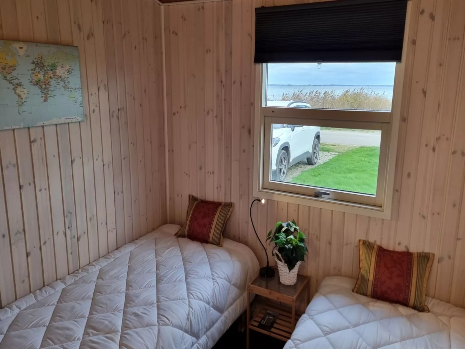 "Assarina" - 15m from the sea-Binnen