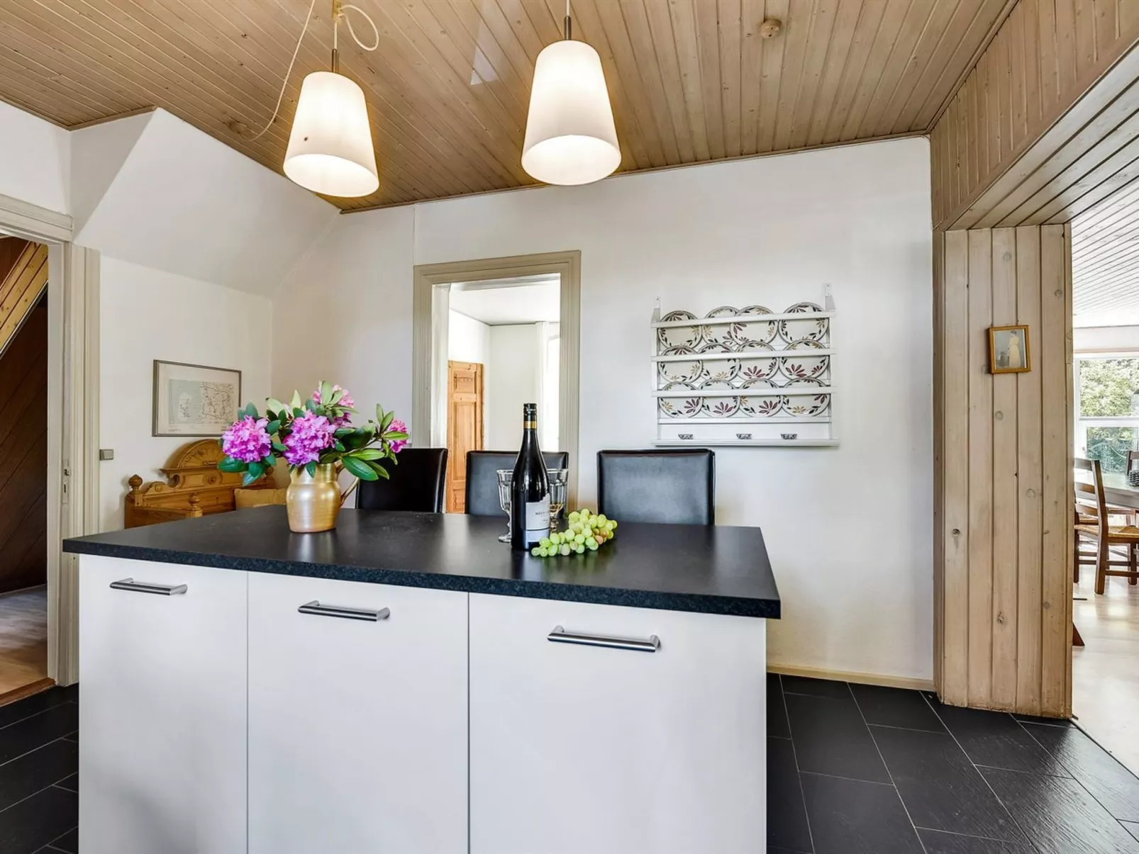 "Styrkar" - 4km from the sea-Binnen