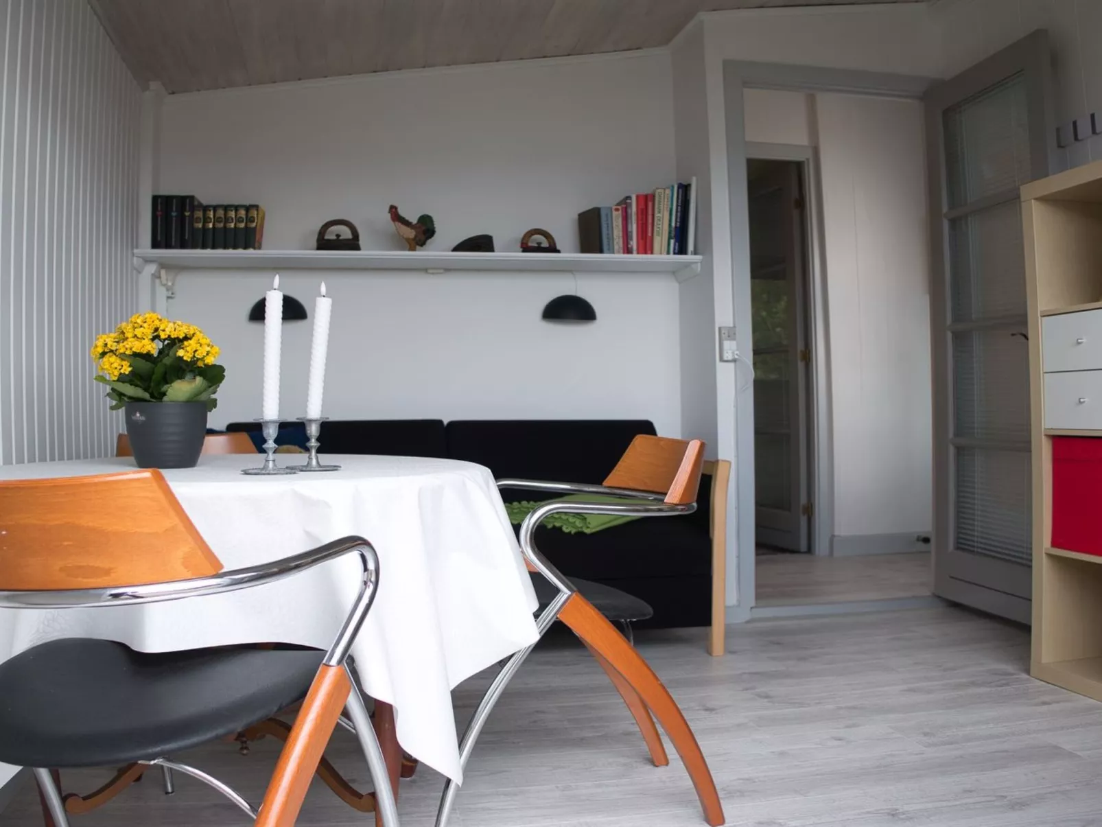 "Hilde" - 75m from the sea-Binnen