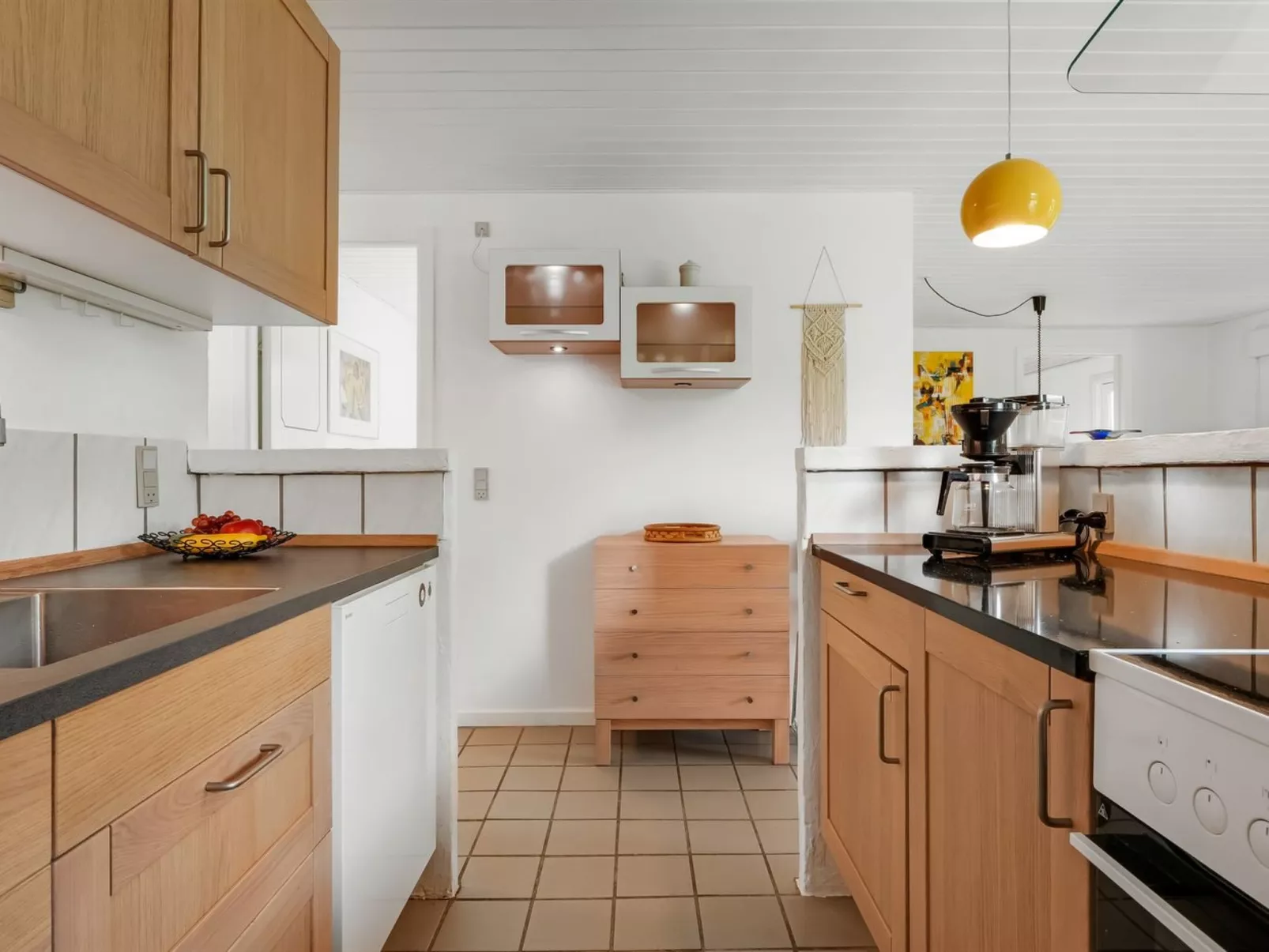 "Ensio" - 1.2km from the sea-Binnen