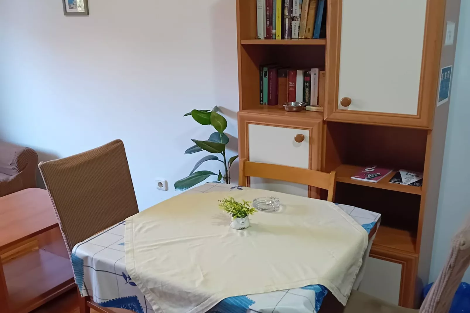 Apartments Petrova-Woonkamer