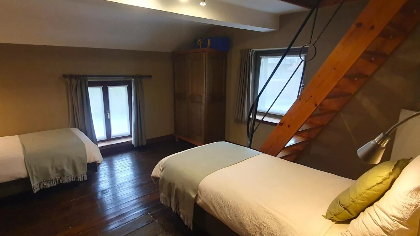 Les Pierris near F1 circuit-Slaapkamer