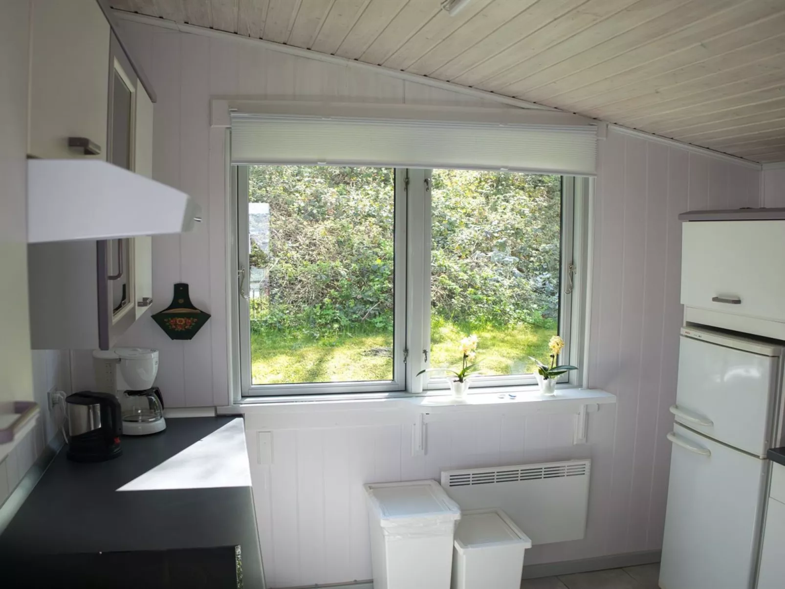 "Hilde" - 75m from the sea-Binnen