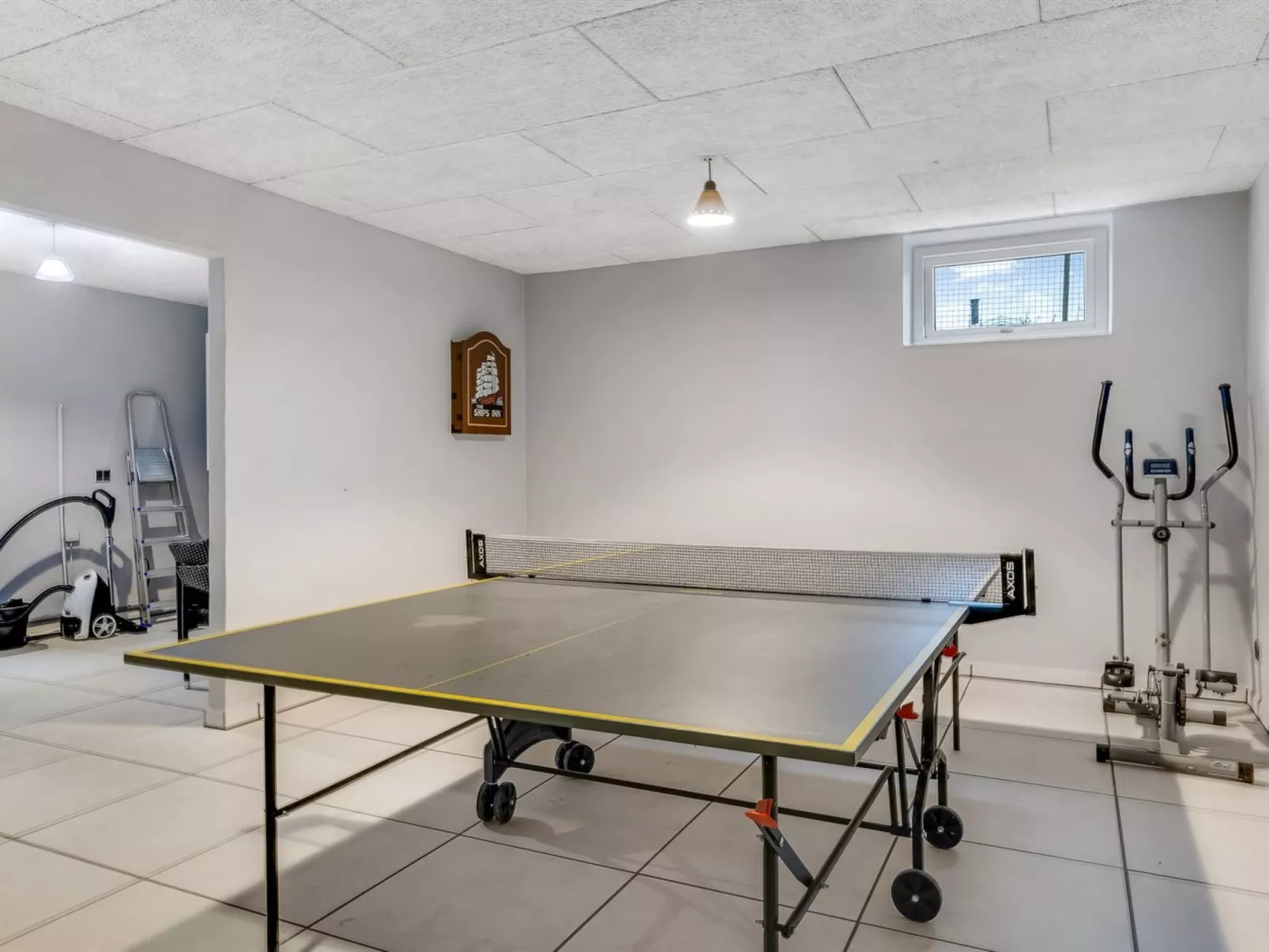 "Bundi" - 25m from the sea-Binnen