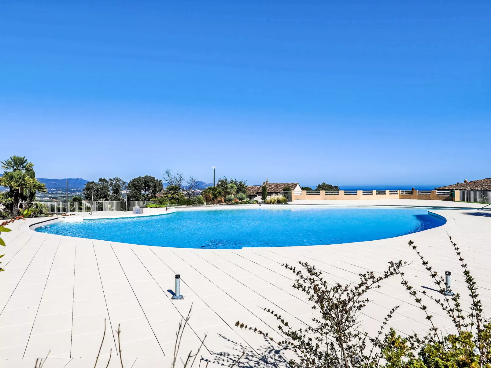 Le Golf de Roquebrune-Buiten