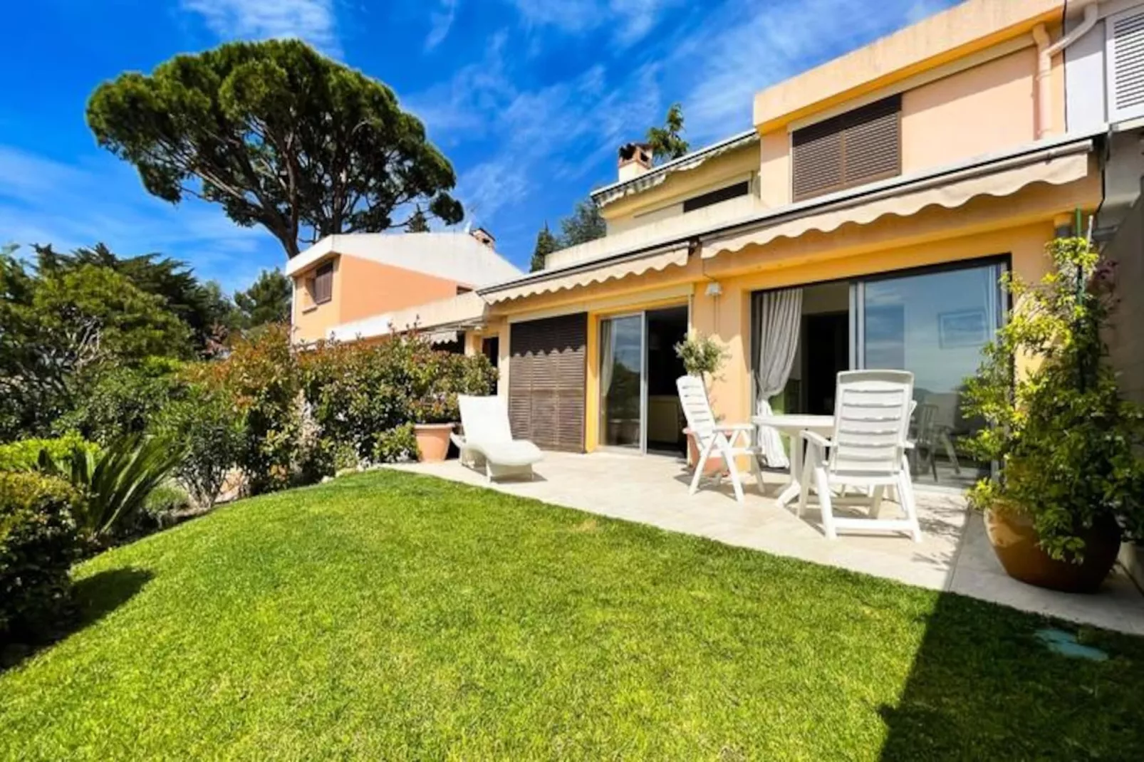 Villa R&eacute;sidentielle 8 Pers - Piscine &agrave; Mandelieu