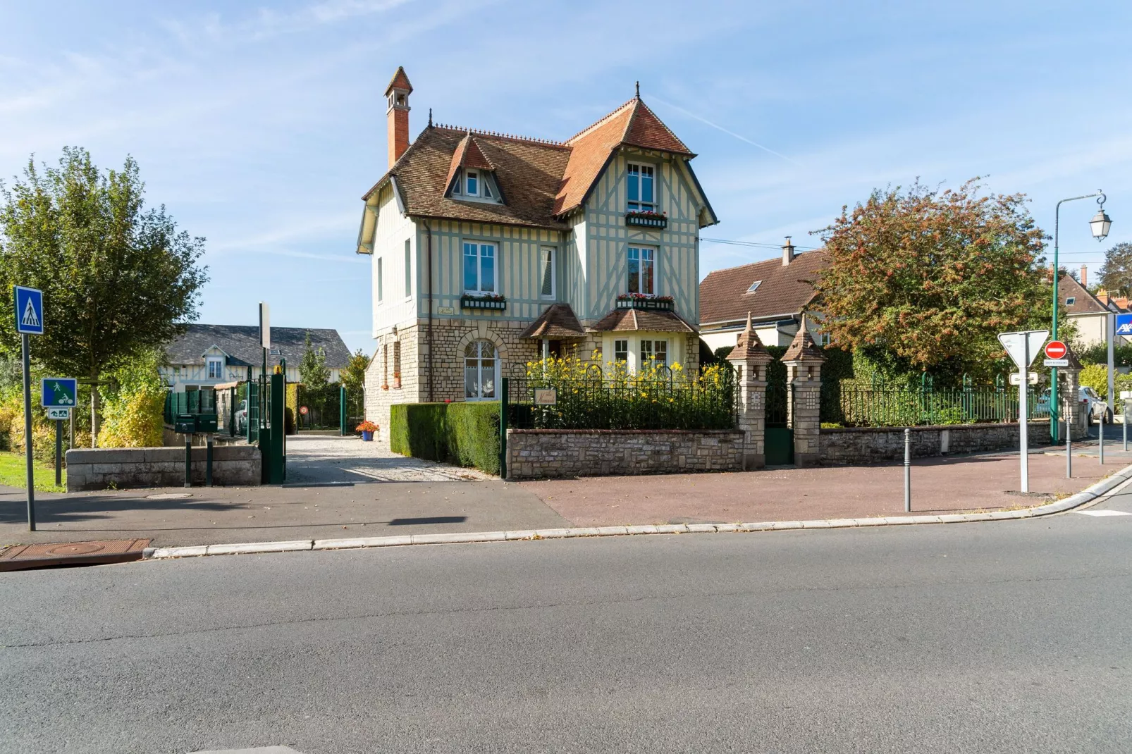 Villa Normande 10 pers-Buitenkant zomer