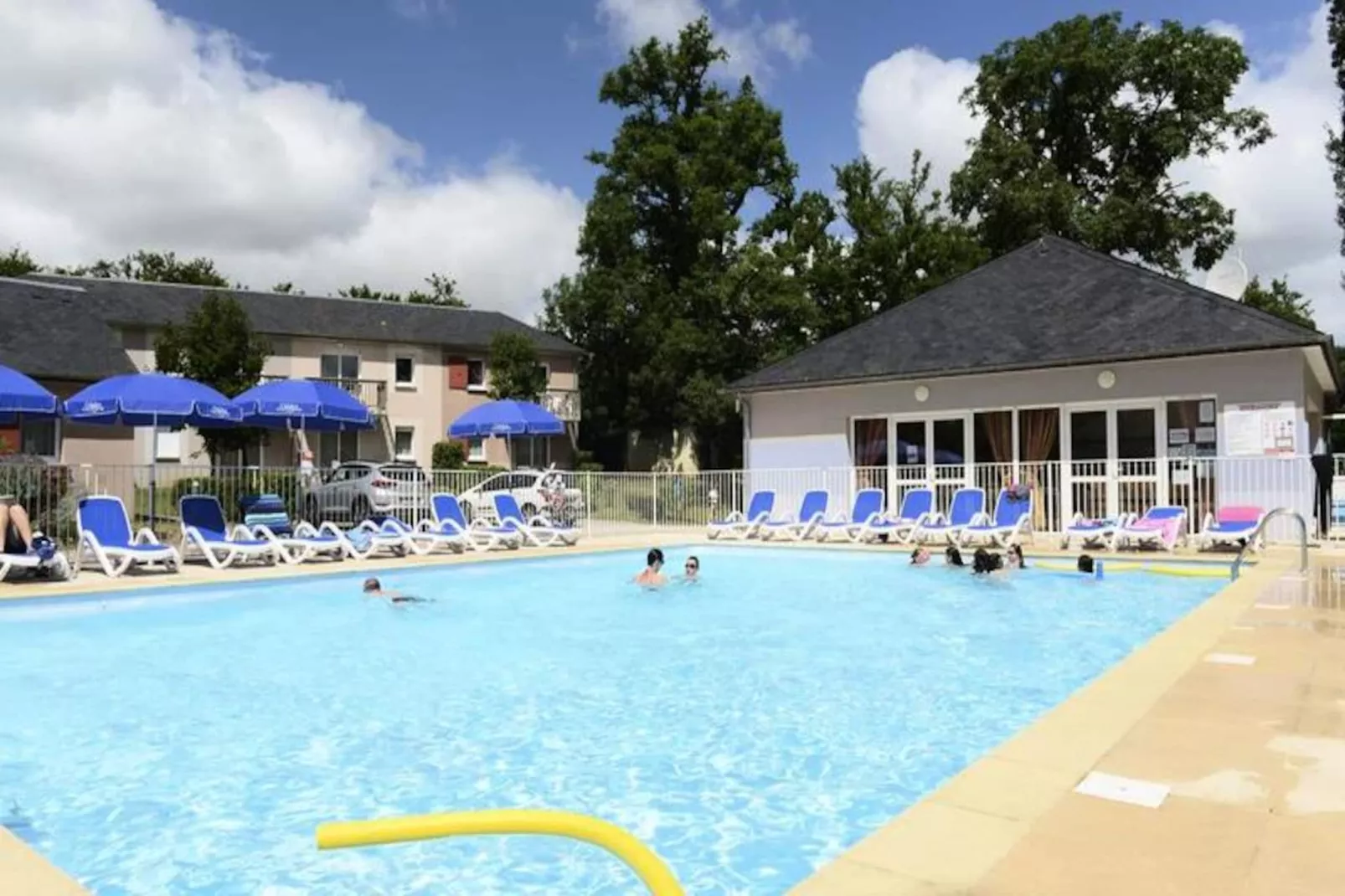 Résidence Odalys Le Hameau du Lac ***