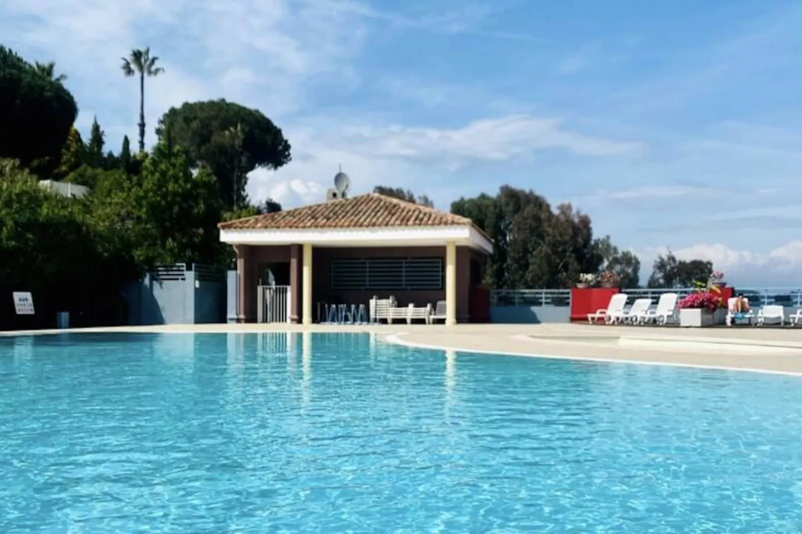 Appartement &agrave; Mandelieu - Piscine Et Court De Tennis