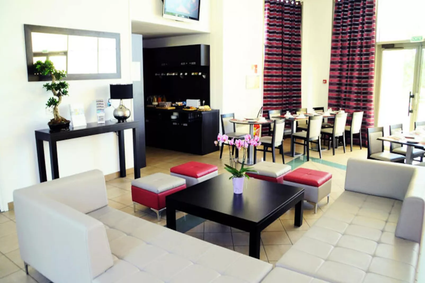 Néméa Appart'Hôtel Green Side