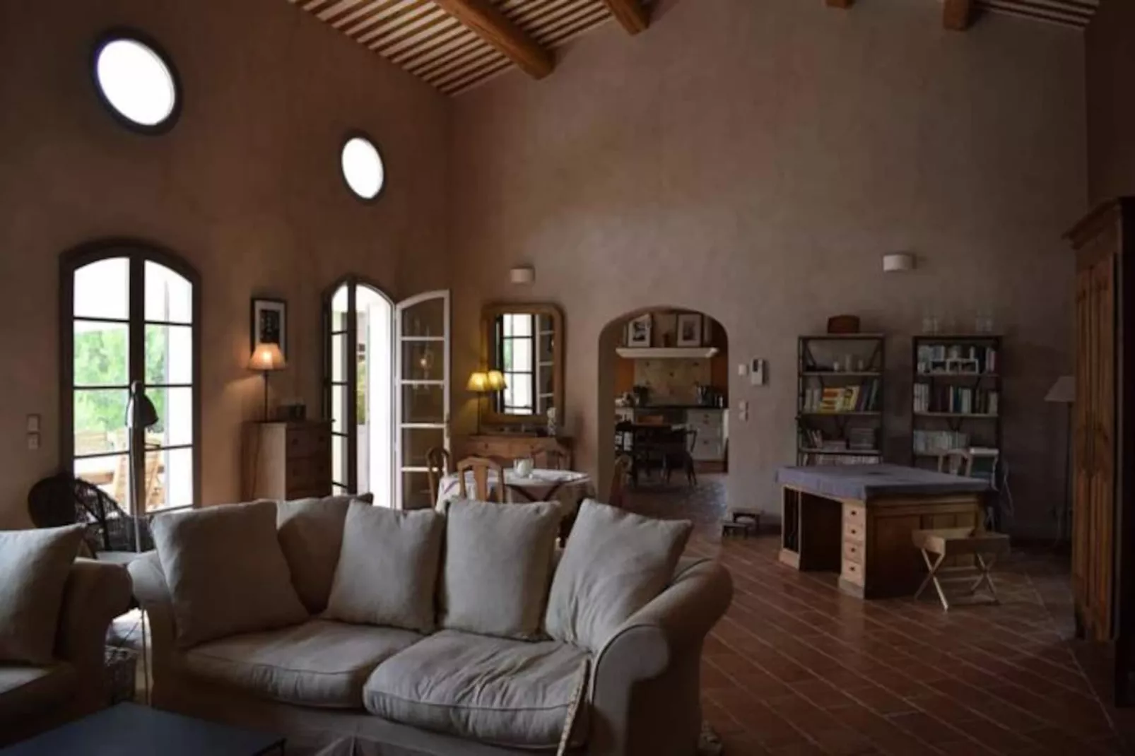 Maison Marie, Authenticit&eacute; Sur Le Golf De Pont Royal