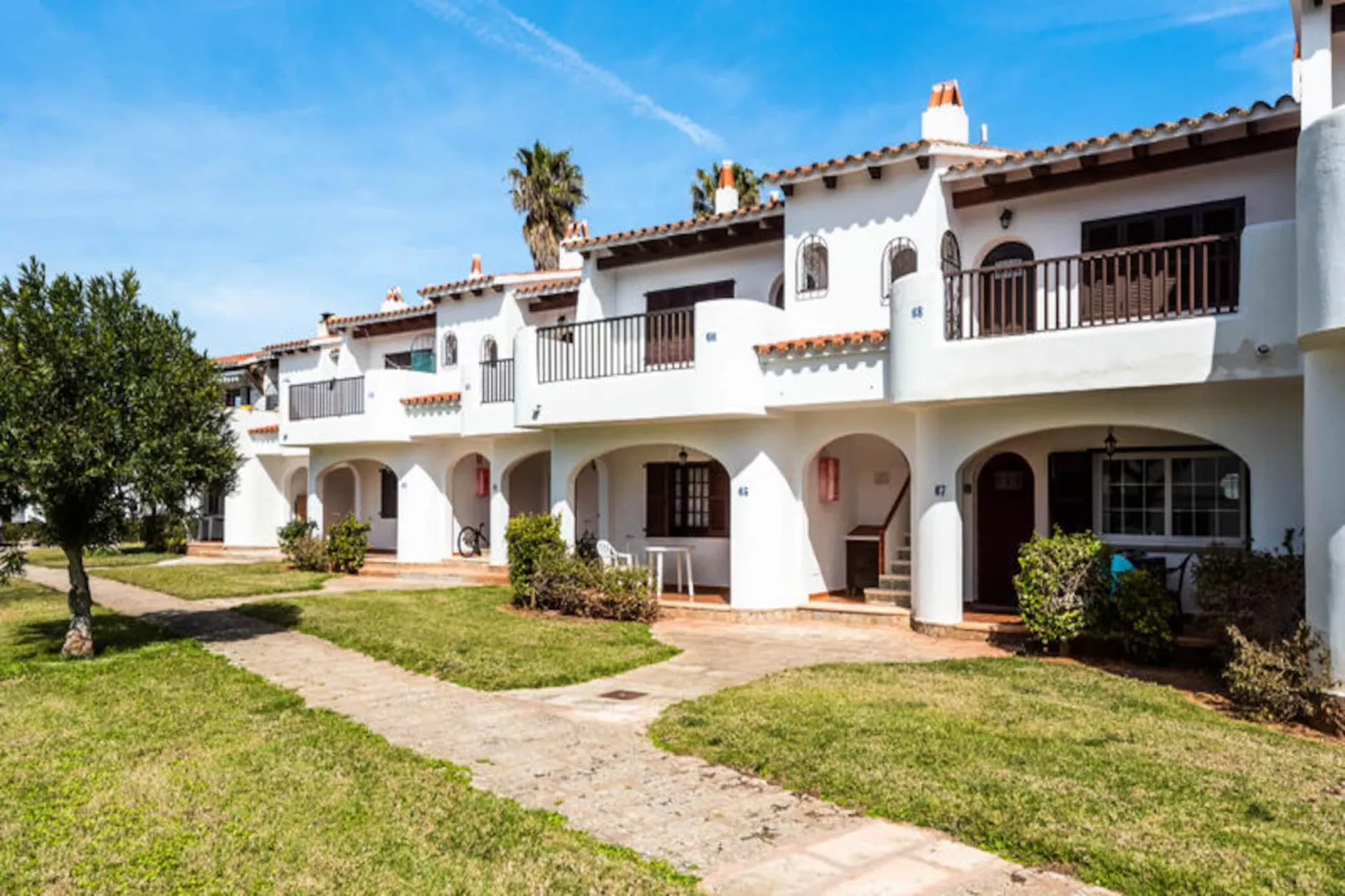 Appartements à Son Bou-Image-tags.