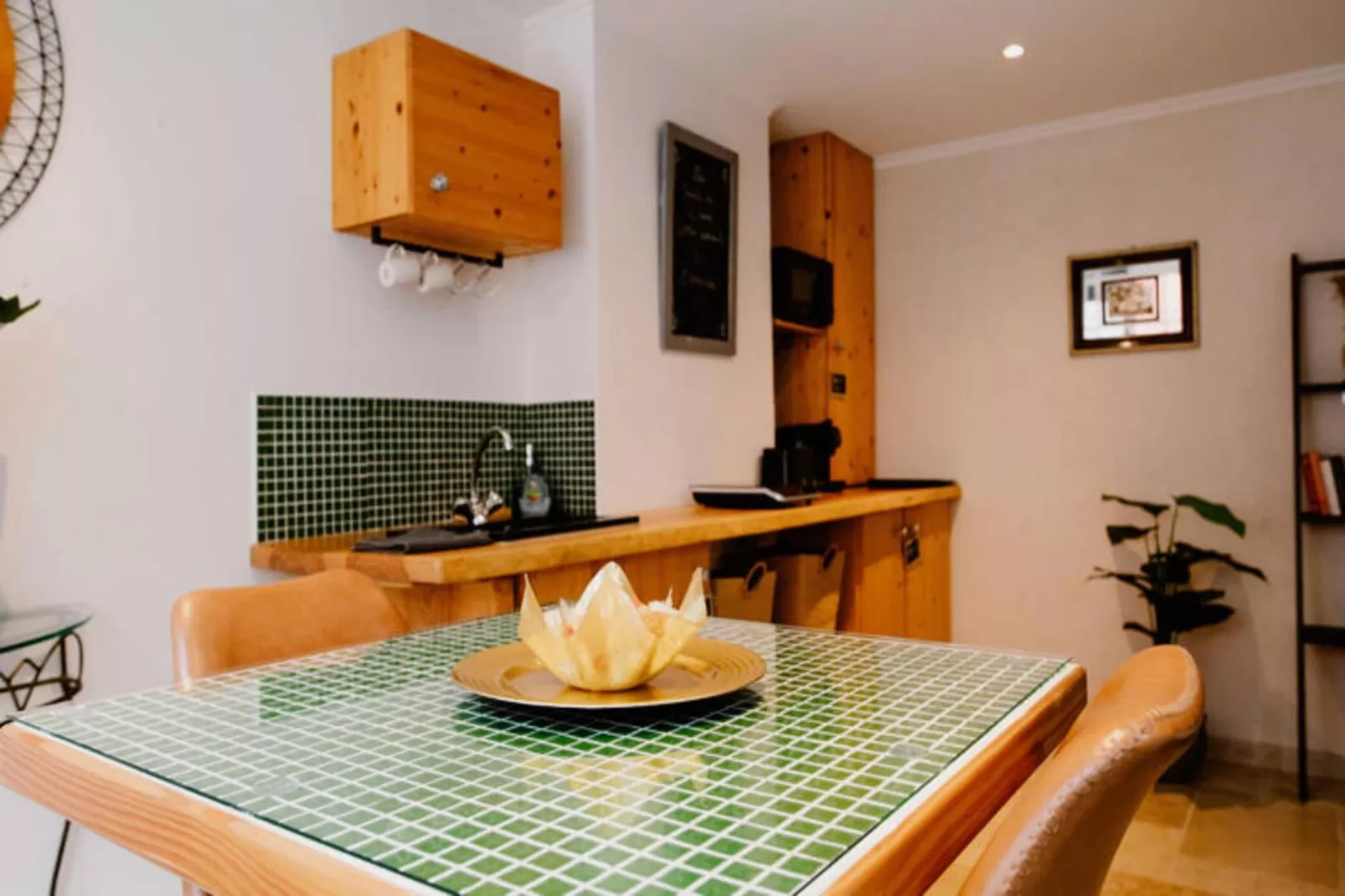 Studio à Nîmes-Eetkamer