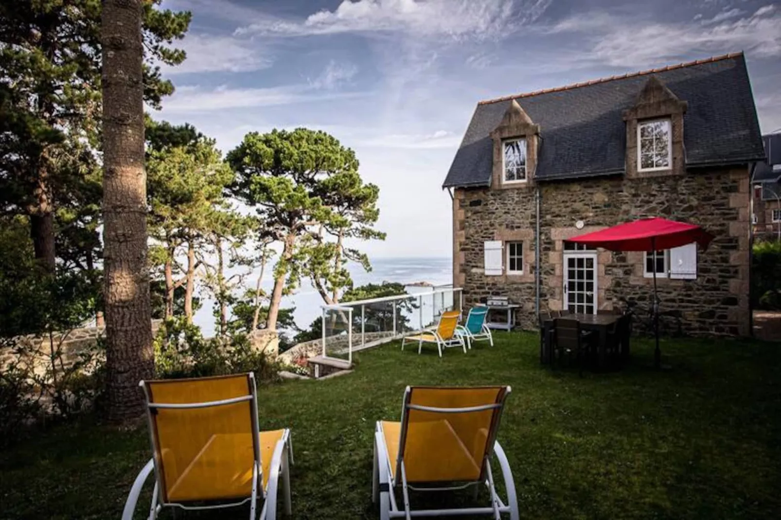 Maison à Perros-Guirec-Image-tags.