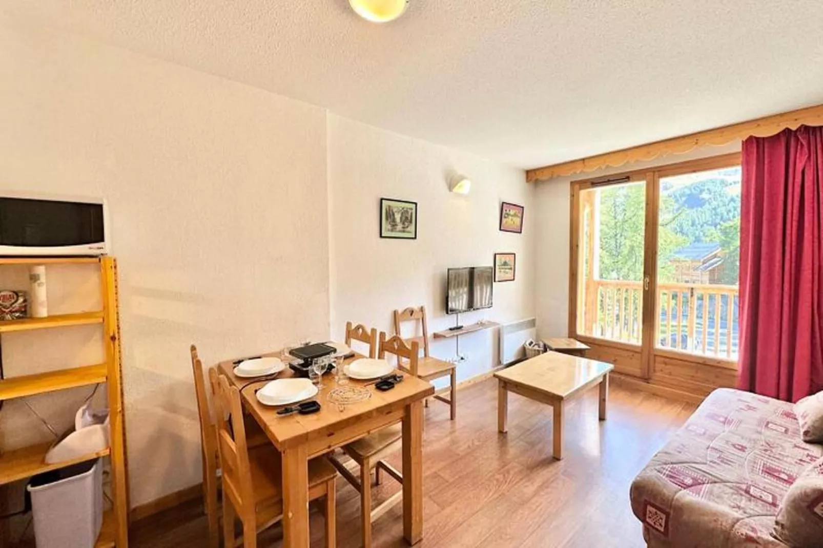 Résidence Ecrins Des Neiges - Eetkamer