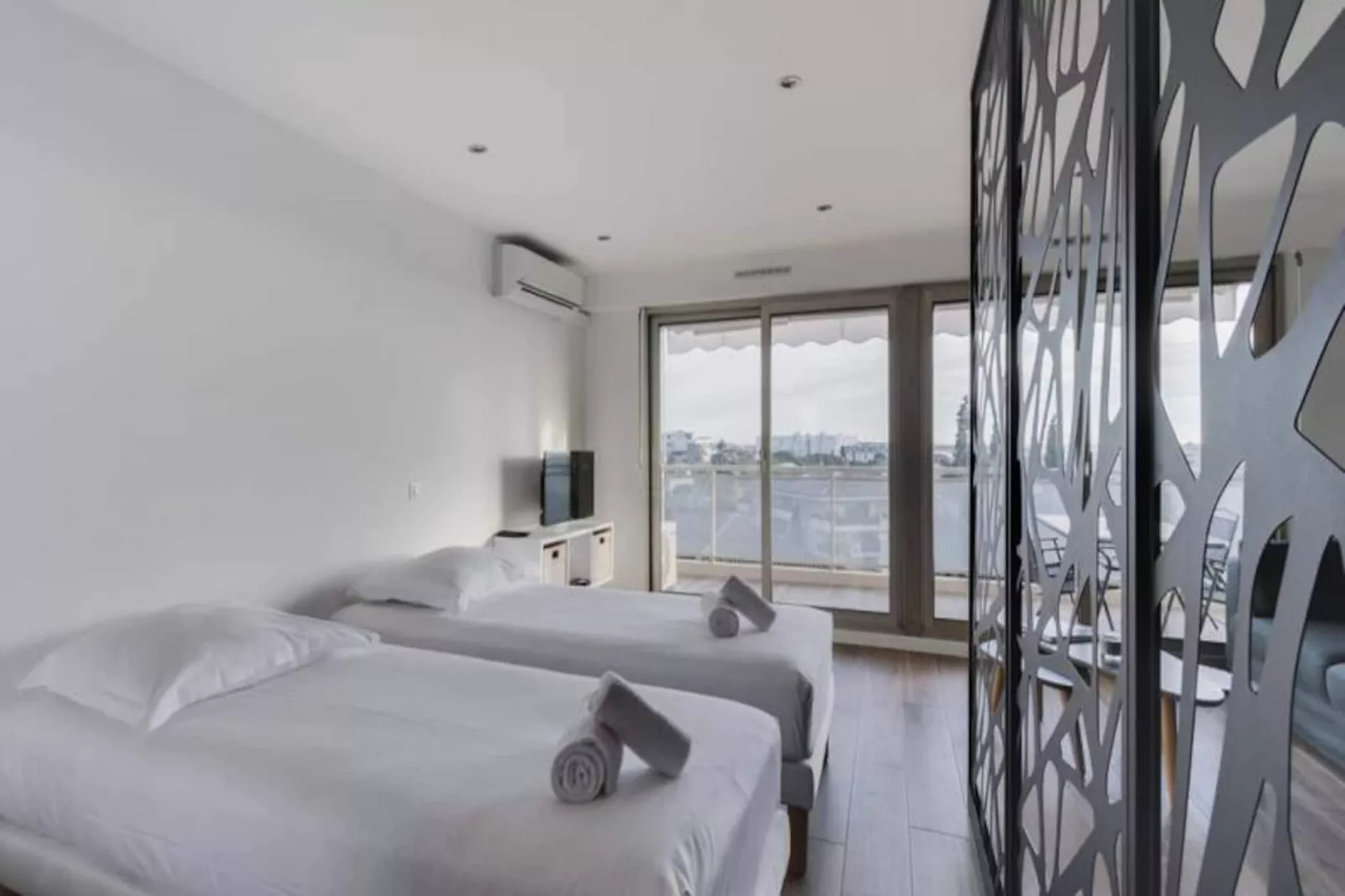 Résidence Terrasse Avec Vue Mer Panoramique Piscine Parking Cannes Centre ☀live In Ca-Image-tags.