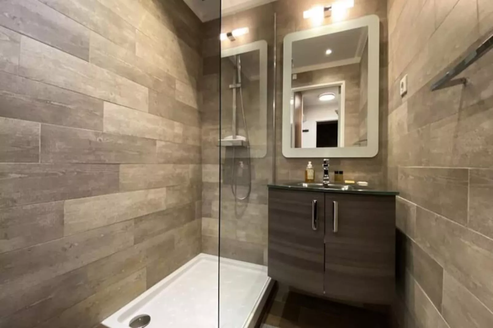 06bf - Appartement 7 Pers Face Aux Pistes-Image-tags.