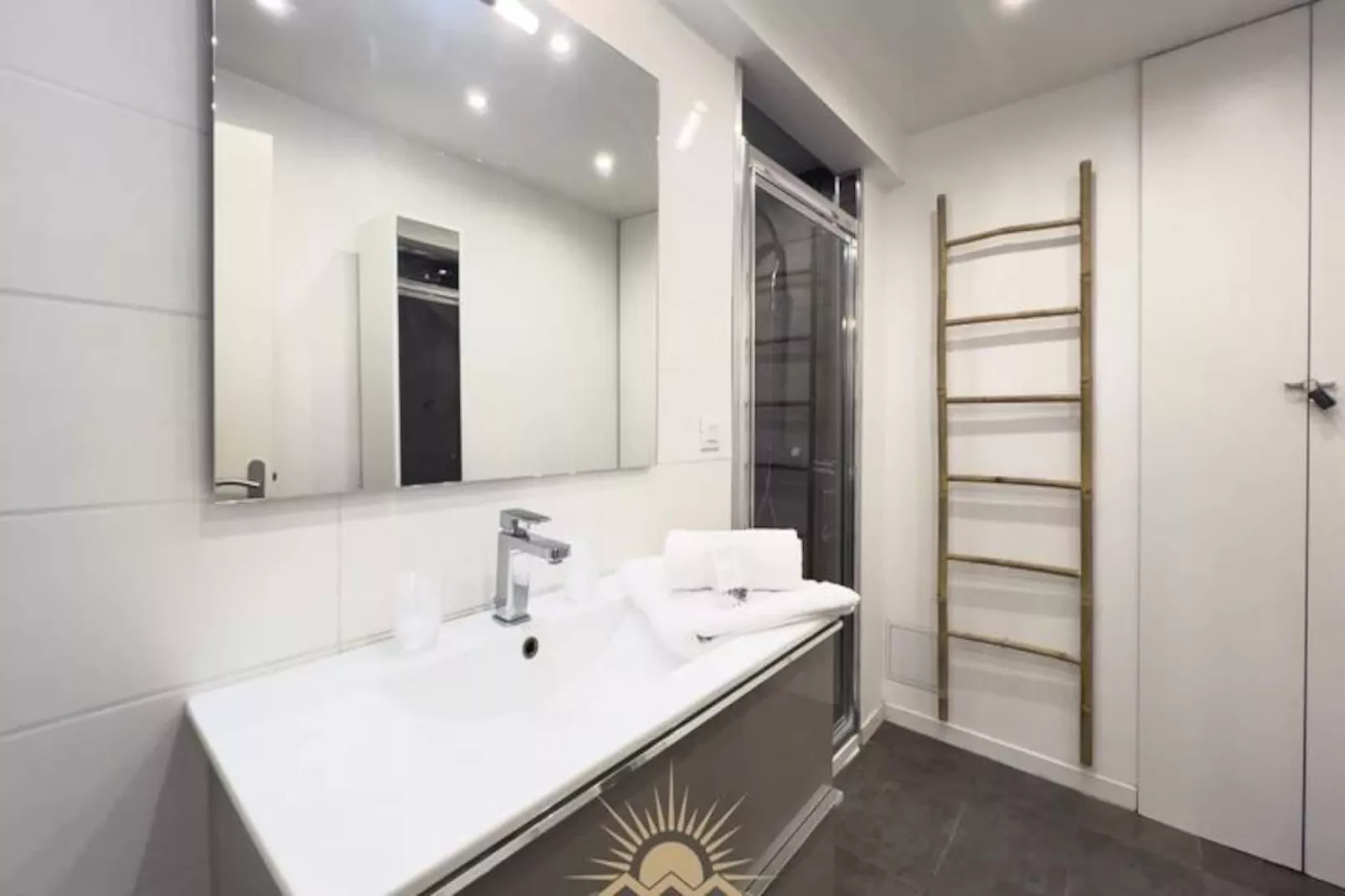 Le Surcouf Appartement Pour 4 By Sunset-Image-tags.