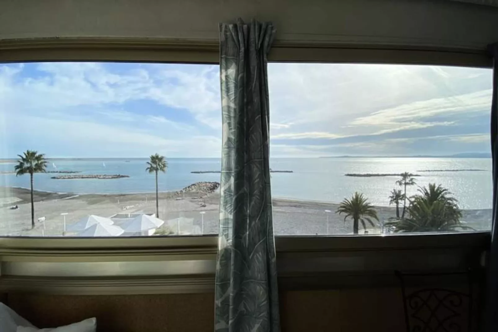 06bh - Beau Studio Face &agrave; La Mer-Image-tags.