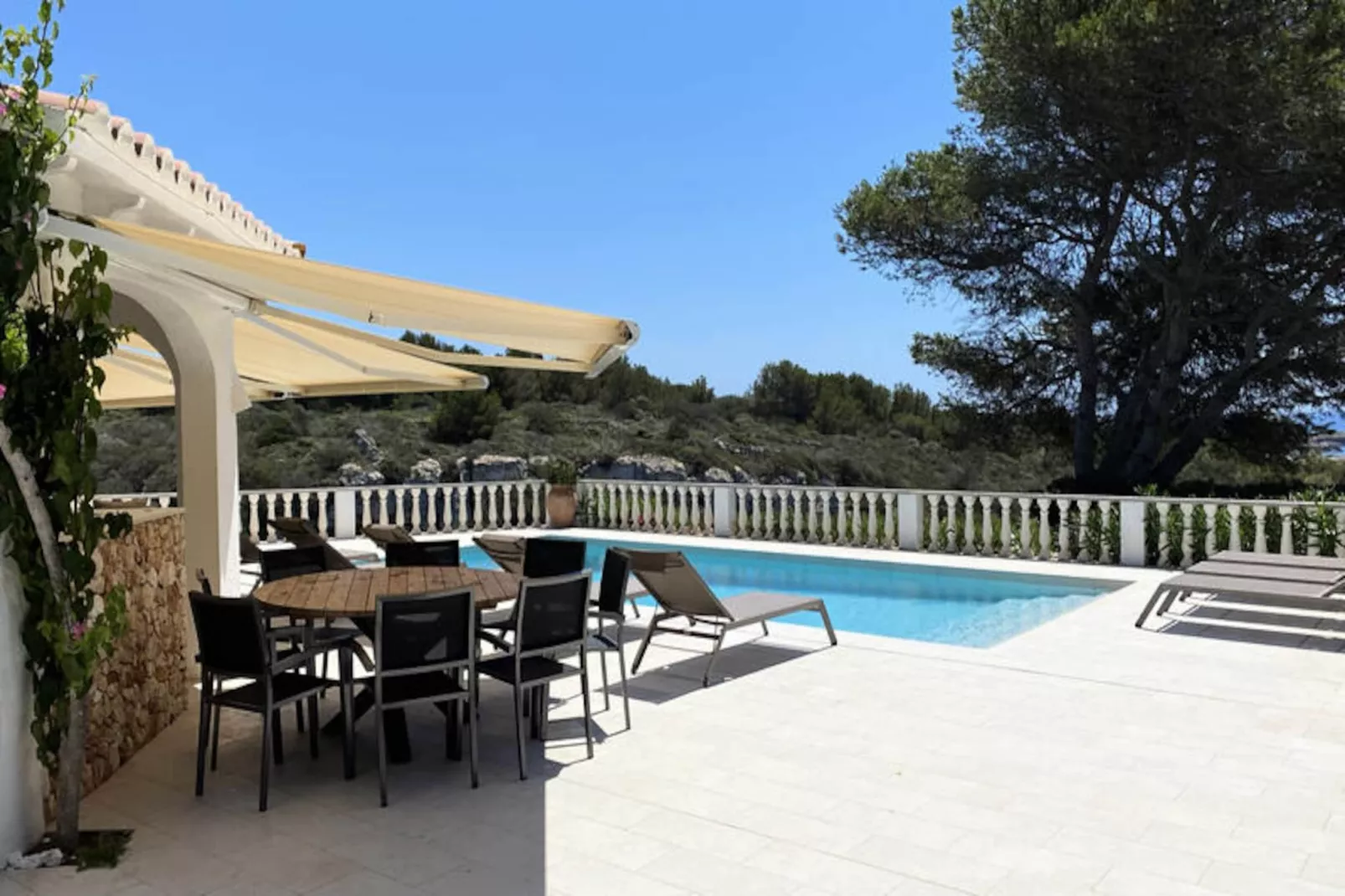 Maison à Binisafuller-Image-tags.