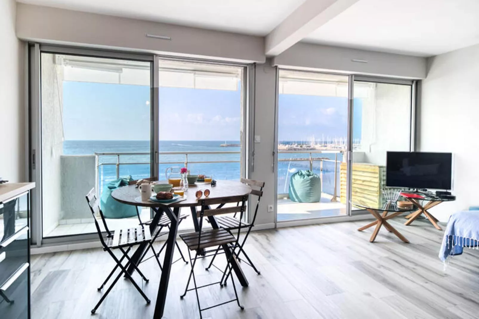 Appartements à Palavas-les-Flots-Eetkamer