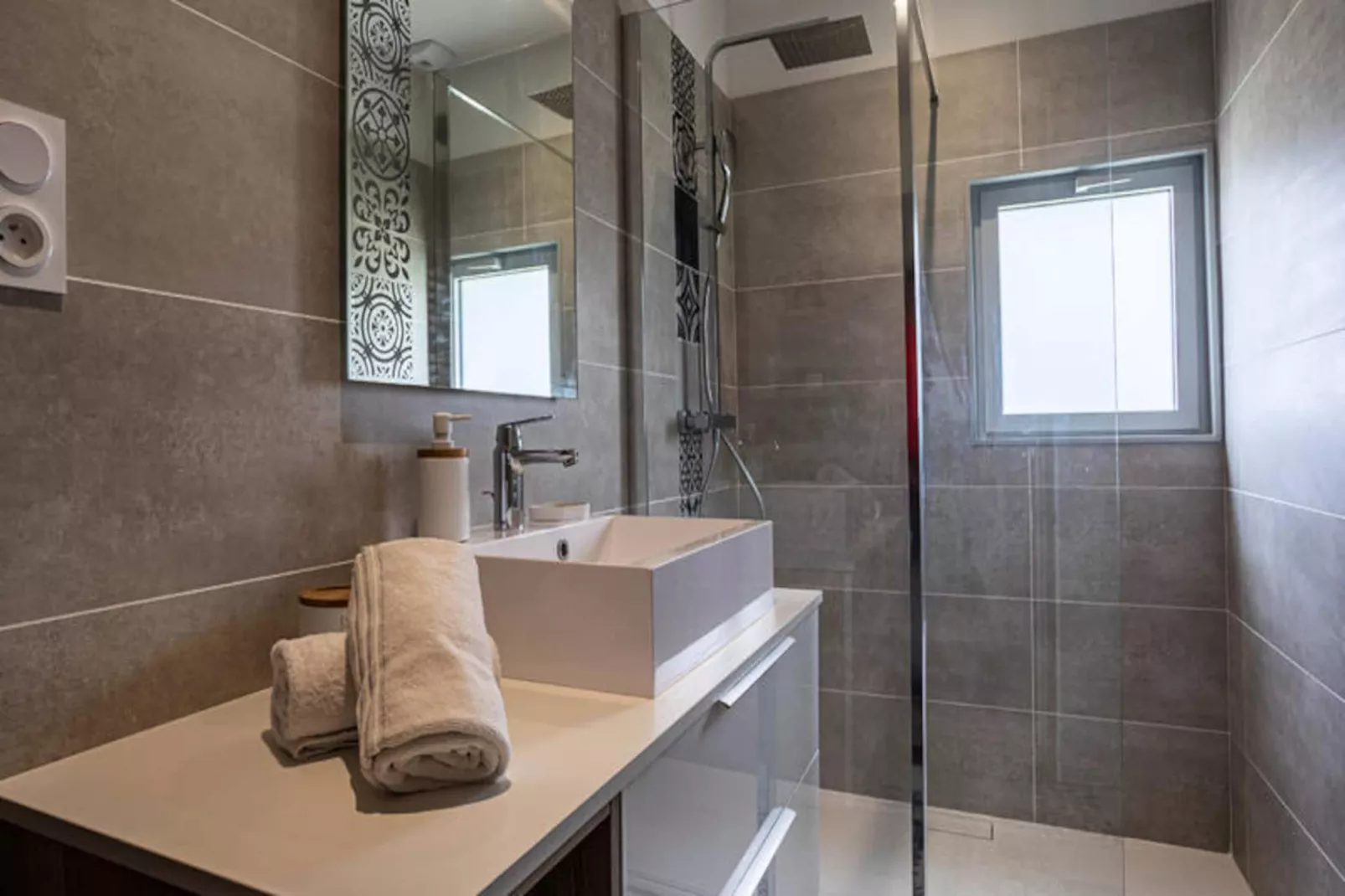 Maison à Perros-Guirec-Image-tags.