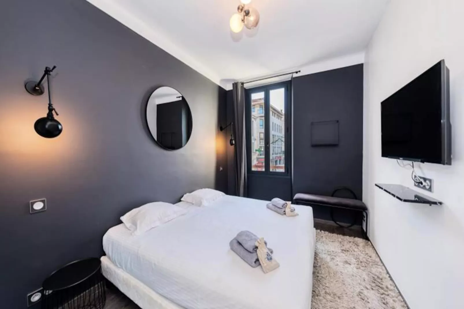 3 Pcs Design - R&eacute;nov&eacute; Cannes Ctre Croisette Emplacement N&deg;1 Olam Properties-Image-tags.