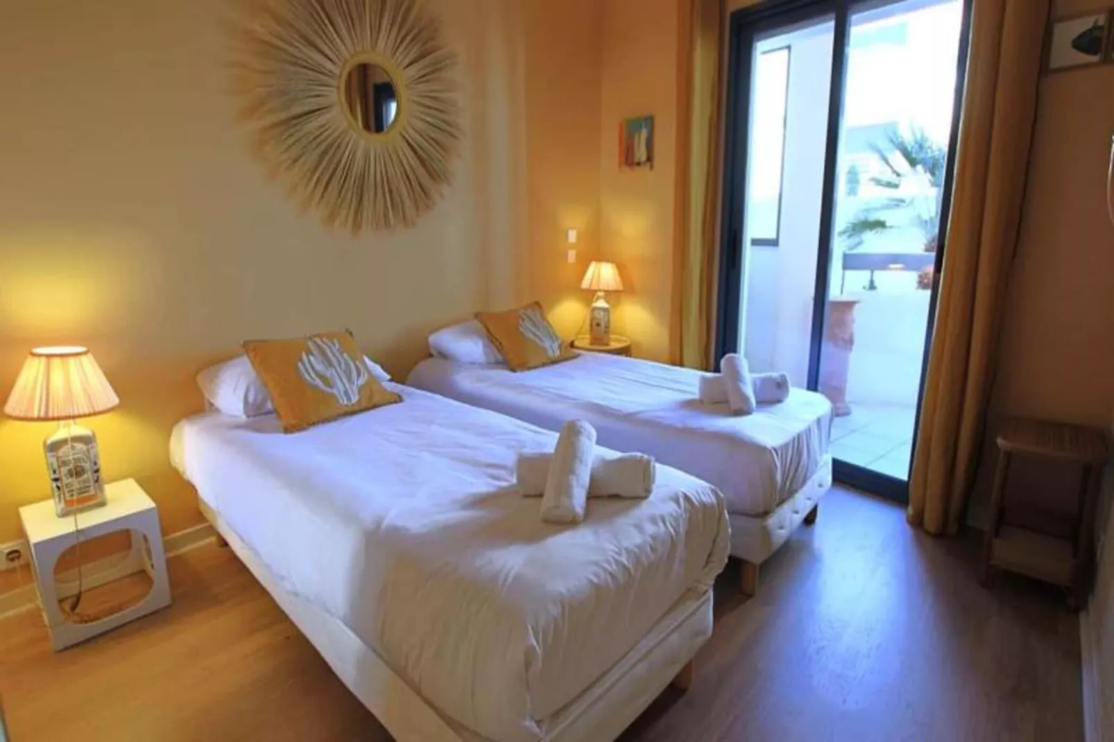 Résidence Appartement R&eacute;nov&eacute; Avec 2 Chambres & Salle De Bain &agrave; La D&eacute;coration Raffin&eacute;e-Recreatieruimte