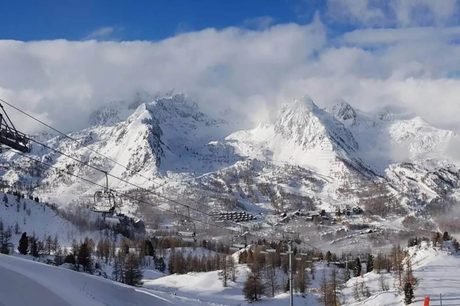 Résidence Primeveres 504-Buitenkant zomer